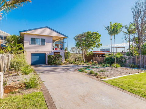 Shelleys 21 Pacific Street - Yamba Accommodation 3