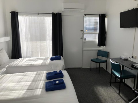 Ship Inn Motel - Yamba Accommodation 3