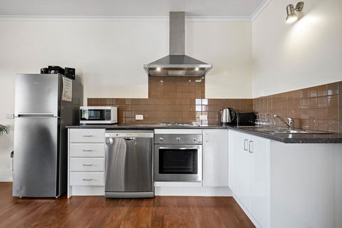 Short Stays Gippsland Trafalgar - Yamba Accommodation 2