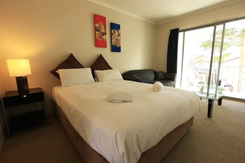 Siesta Villa - Yamba Accommodation 2