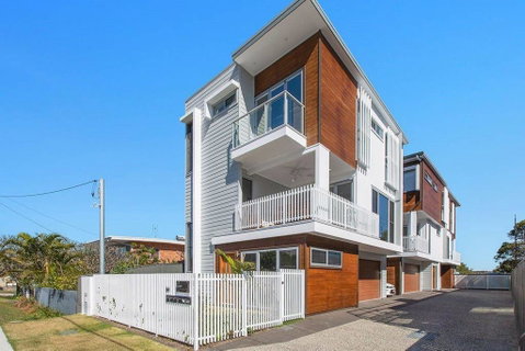 Silica Sands Beach House - Yamba Accommodation 0