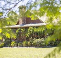 Silky Oak Cottage - Yamba Accommodation