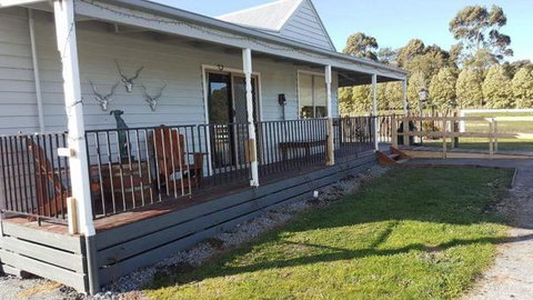 Silverbirch Cottage - Yamba Accommodation 0