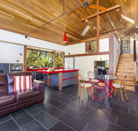 Silvermere Guesthouse - Yamba Accommodation
