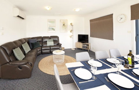 Silvertrees 5 - Yamba Accommodation 1