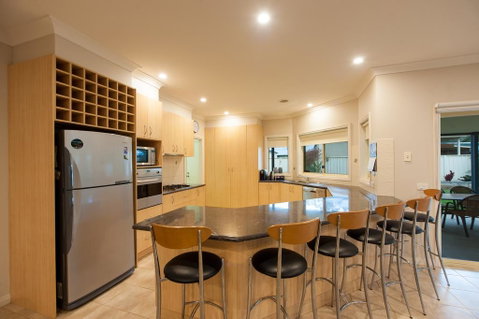 Simms Retreat - Yamba Accommodation 1