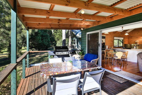 Siver Cabin - Yamba Accommodation 3