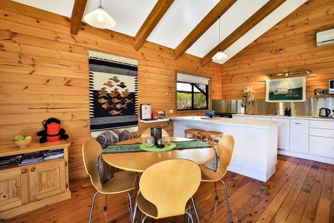 Siver Cabin - Yamba Accommodation 2