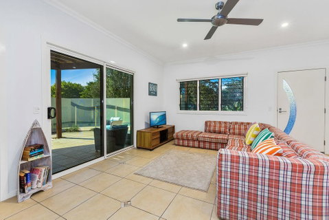 Slipstream By The Sea - Yamba Accommodation 1