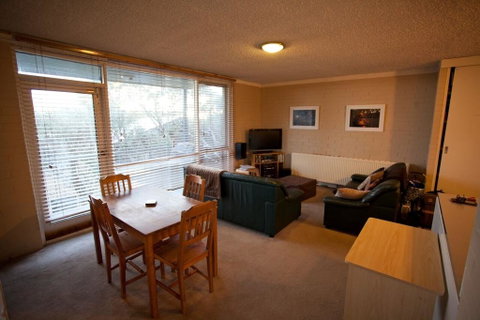 Snowflake 12 - Yamba Accommodation 1
