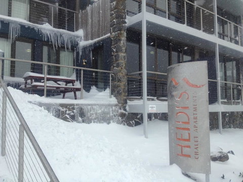 Snowstay At Heidis - Yamba Accommodation 0
