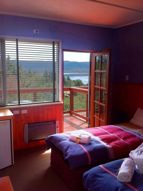 Snowview Units - Yamba Accommodation 3