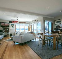 Snowy Mountains Townhouse - Yamba Accommodation