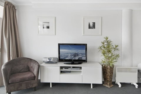 Snowy Studio - Jindabyne - Yamba Accommodation 2