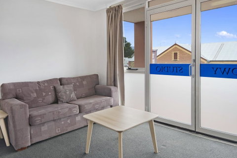 Snowy Studio - Jindabyne - Yamba Accommodation 3