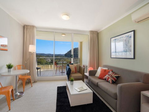 Soho - Ettalong Beach Resort - Yamba Accommodation 3