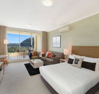 Soho - Ettalong Beach Resort - Yamba Accommodation