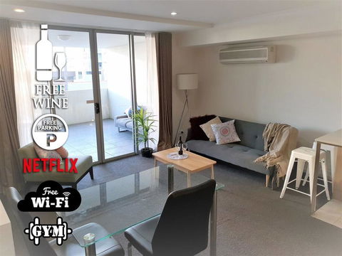 SOUTHBANK Arts+Culture , Central, City View, Pool, Gym - Yamba Accommodation 0