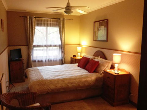Southern Vales Bed & Breakfast - Yamba Accommodation 0