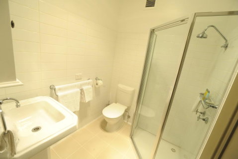 Sovereign Hill Hotel - Yamba Accommodation 3