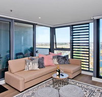 Spectacular Private Balcony Views with Pool - Yamba Accommodation
