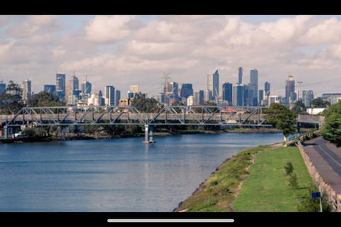 Spectacular River Views In Fabulous Footscray. - Yamba Accommodation 0