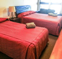 Spinifex Hotel - Yamba Accommodation