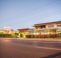 Spinifex Motel and Serviced Apartments - Yamba Accommodation