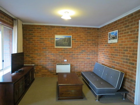 Sponars 2 - Yamba Accommodation 0