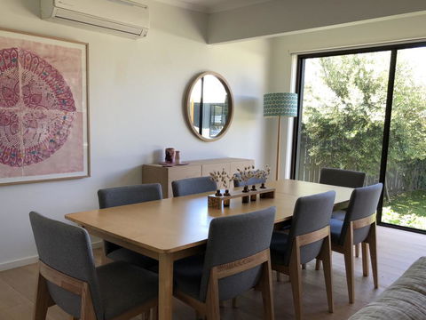 Spray Point Beach House: Entertaining Deck - Yamba Accommodation 1