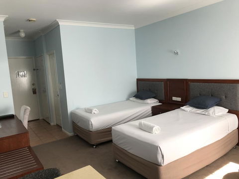 Springwood Motor Inn - Yamba Accommodation 1