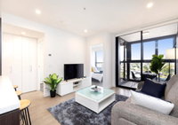 STH2 - Stunning Resort Style 1BR w Wifi Gym 4 ppl