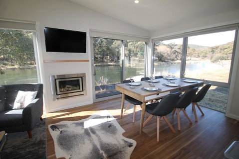 Stillwater Lodge - Yamba Accommodation 0