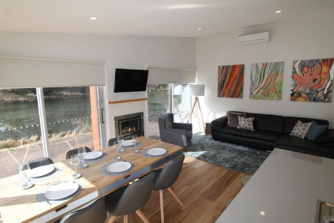 Stillwater Lodge - Yamba Accommodation 2