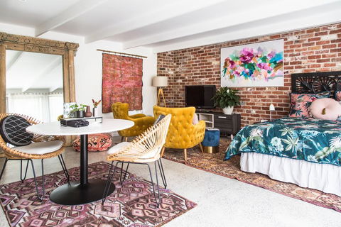 Studio36 - Yamba Accommodation 1