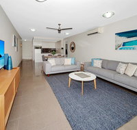 Stunning ground floor city apartment. - Yamba Accommodation