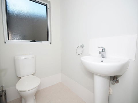 Stunning Holiday Townhouse - Yamba Accommodation 2