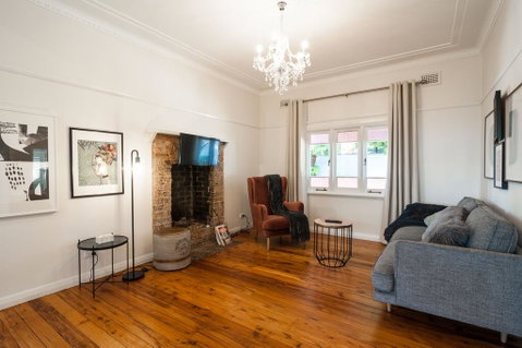 Stunning Mountain Getaway Leura- 3 BRM 1.5 Bath - Yamba Accommodation 3