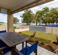 Stunning Waterfront Home with pool - Sylvan Beach Esp Bellara - Yamba Accommodation