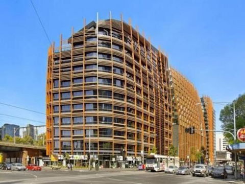 Stylish 1 Bedroom Apartment Amazing City Views - Yamba Accommodation 3