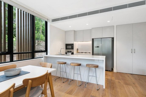 Stylish Lux Home With Hotel Grade Cleanliness - Yamba Accommodation 3