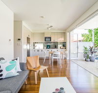 Stylish modern apartment Bondi Beach - Yamba Accommodation