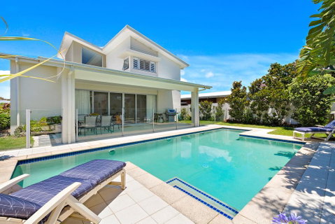 Summer Beach House On Tallows Avenue Kingscliff - Yamba Accommodation 0