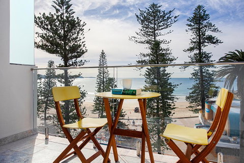 Sun Drenched Ocean View Apartment - Yamba Accommodation 1