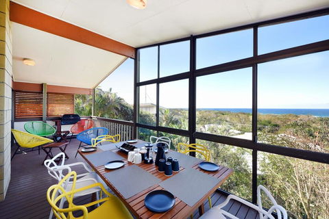 Sun Ray - 9 Pelican Street, Peregian Beach, Noosa Shire - Yamba Accommodation 3