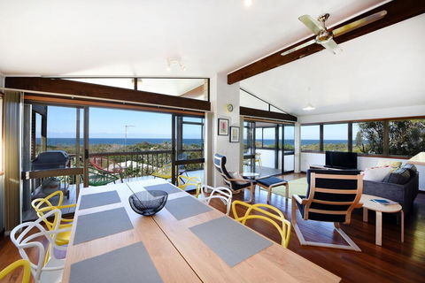 Sun Ray - 9 Pelican Street, Peregian Beach, Noosa Shire - Yamba Accommodation 0
