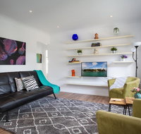 Sun-Drenched Apartment in a Peaceful Location - Yamba Accommodation