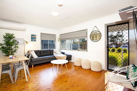 Sun Shack @ Culburra - Pet Friendly - 3 Mins To Beach - Yamba Accommodation 2