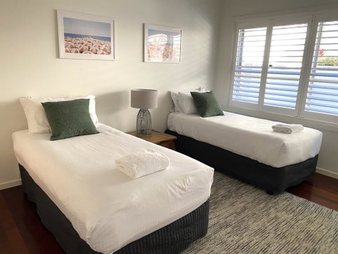 Sundecks - Yamba Accommodation 2