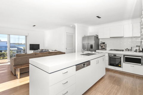 Sunseeker Drive 5 Bawley Point - Yamba Accommodation 2